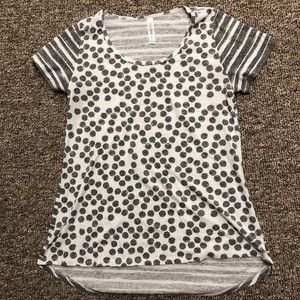 Mixed pattern LuLaRoe Classic tee size small